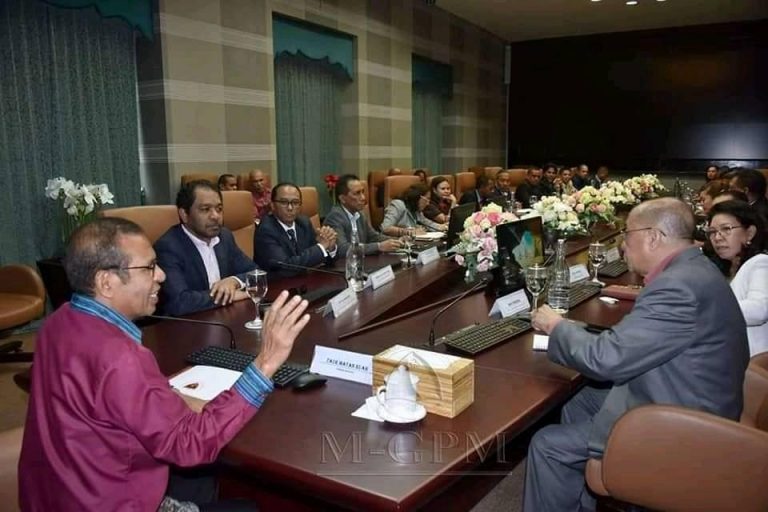 MESCC PARTICIPOU NA REUNIÃO COM S. EXA. O PRIMEIRO MINISTRO E OS MEMBROS DO GOVERNO