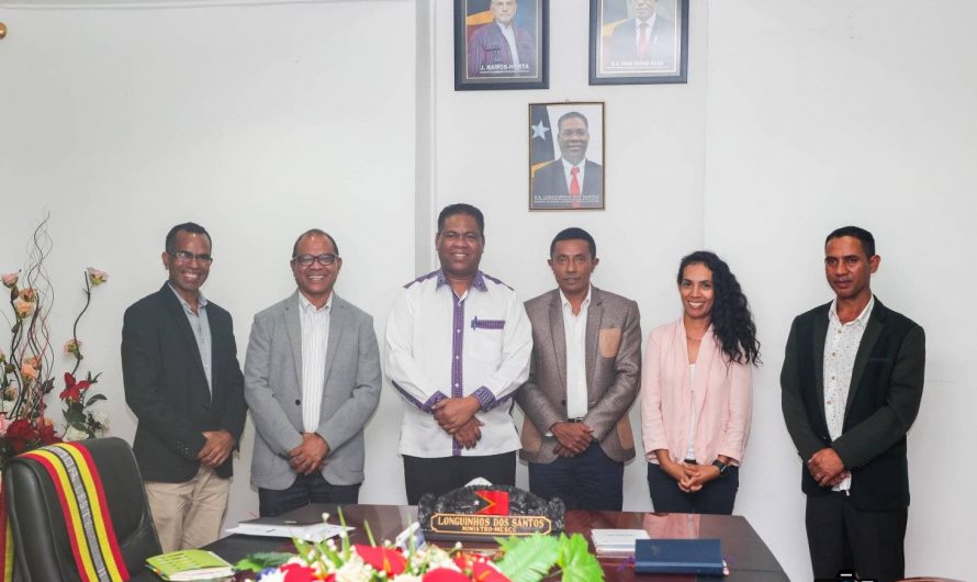 S. Exa. o Ministro do Ensino Superior, Ciência e Cultura reuniu com a equipa do INAP e da Comissão da Função Pública