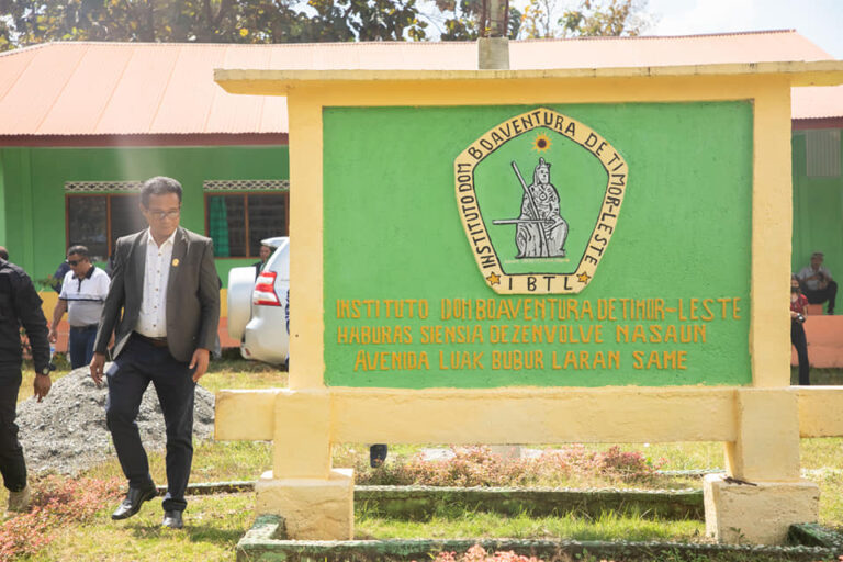 𝐌𝐄𝐒𝐂𝐂 𝐕𝐈𝐒𝐈𝐓𝐎𝐔 𝐎 𝐈𝐍𝐒𝐓𝐈𝐓𝐔𝐓𝐎 𝐁𝐎𝐀𝐕𝐄𝐍𝐓𝐔𝐑𝐀 𝐃𝐄 𝐓𝐈𝐌𝐎𝐑-𝐋𝐄𝐒𝐓𝐄