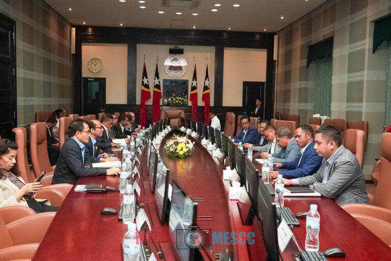 𝐌𝐈𝐍𝐈𝐒𝐓𝐑𝐎 𝐃𝐎 𝐄𝐍𝐒𝐈𝐍𝐎 𝐒𝐔𝐏𝐄𝐑𝐈𝐎𝐑 𝐏𝐀𝐑𝐓𝐈𝐂𝐈𝐏𝐎𝐔 𝐍𝐀 𝐑𝐄𝐔𝐍𝐈𝐀̃𝐎 𝐄𝐗𝐓𝐑𝐀𝐎𝐑𝐃𝐈𝐍𝐀́𝐑𝐈𝐀 𝐃𝐎 𝐂𝐎𝐍𝐒𝐄𝐋𝐇𝐎 𝐃𝐄 𝐌𝐈𝐍𝐈𝐒𝐓𝐑𝐎𝐒