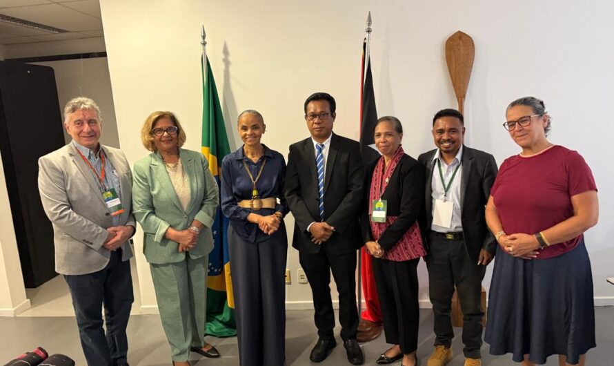 S. EXA. MESSK HALO SORUMUTUK HO S. EXA. MINISTRA MEIU AMBIENTE NO MUDANSA KLIMA HUSI BRASIL